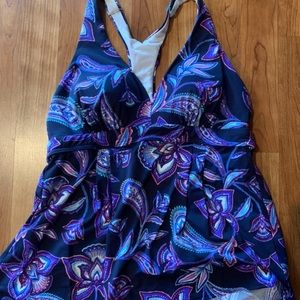 Land’s End purple paisley swim tankini top size 10